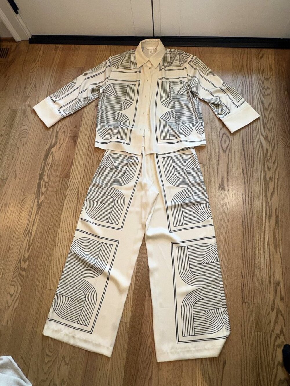 H&M Cream Satin Button Up Shirt and Pants Set Black Line Print Shirt S Pants M